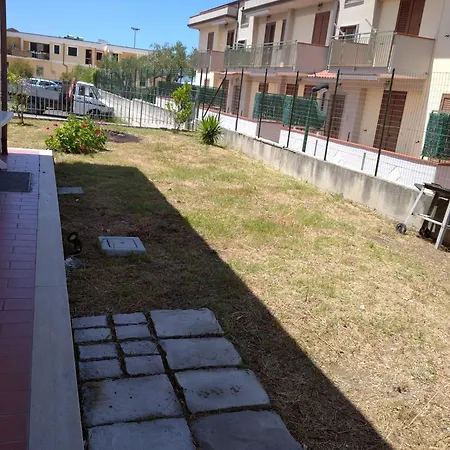 Giorni Fantastici - A 300 Mt Dal Mare E Dal Centro In Viale Privato Con Giardino E Parcheggio * Ascea