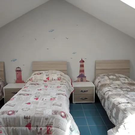 Giorni Fantastici - A 300 Mt Dal Mare E Dal Centro In Viale Privato Con Giardino E Parcheggio * 아셰아